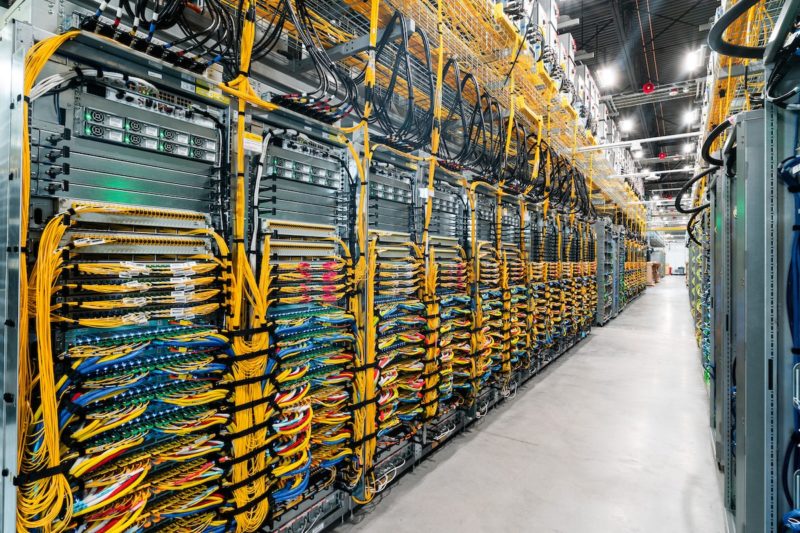 Google TPU 加速追趕輝達 GPU，大摩樂觀估 2027 年可售出 500 萬顆