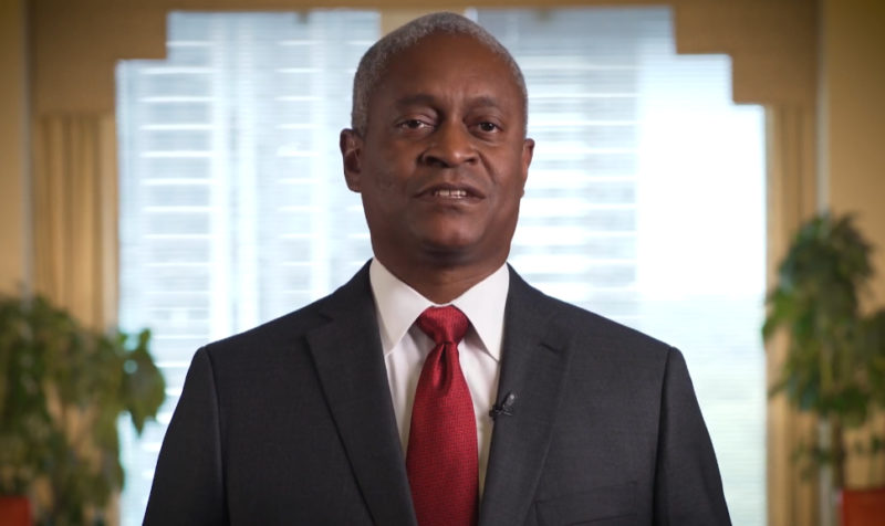 鷹派理事博斯蒂克發聲  稱通膨風險高、不應降息