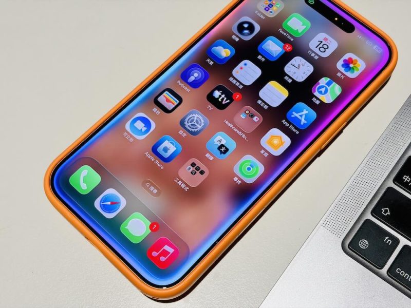 蘋果確認：日本將開放側邊按鍵啟動 Siri 以外第三方語音助理