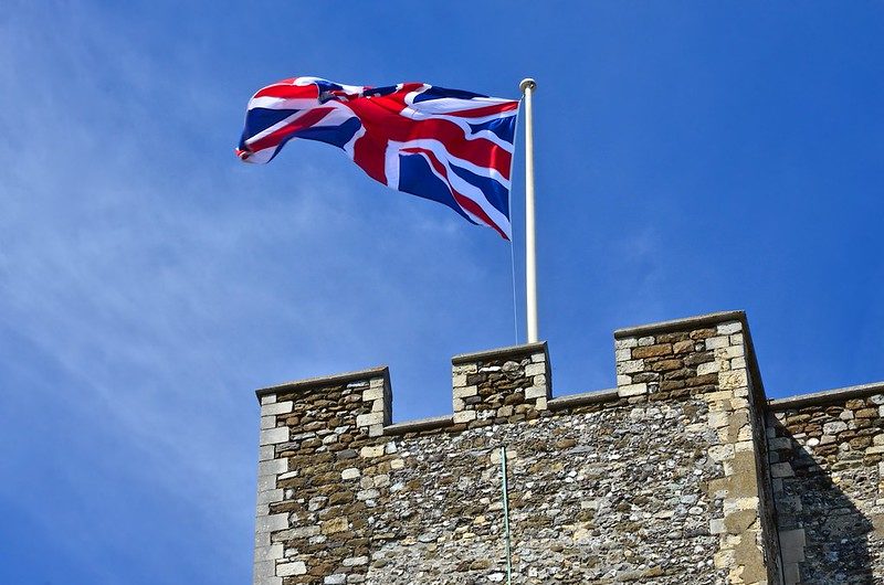 今年愛爾蘭 GDP 狂飆 11%，歐盟警告：明年只剩 0