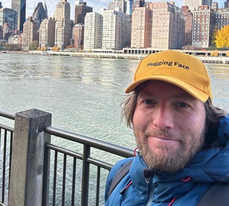Hugging Face CEO 的 AI 趨勢預測：LLM 泡沫會在 2026 年破裂