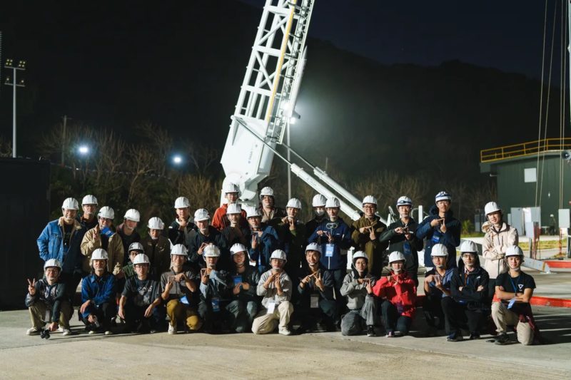 成大團隊打造科研火箭，「AfterLight 1」旭海發射升空