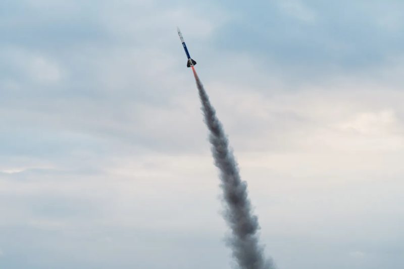 淡大第 4 支科研火箭「淡江二型」，今旭海發射場成功升空