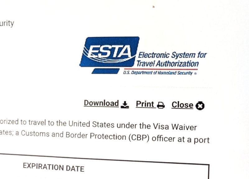 以 ESTA 前往美國條件更嚴格，將要求申請人提供過去五年社群媒體資訊