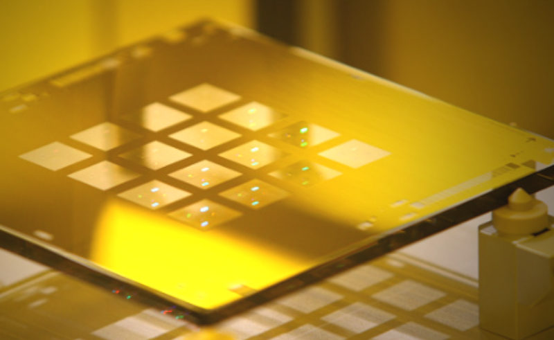 AI 晶片嘉惠光罩需求  Photronics 財報夯、暴衝 45%