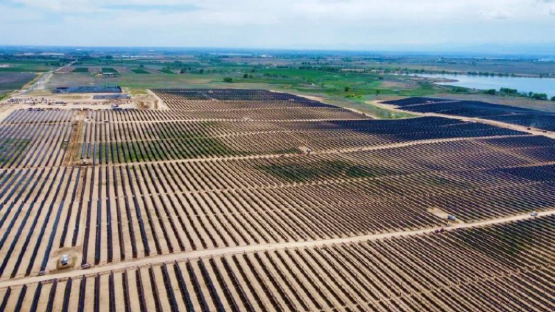 伊藤忠投資美國科州太陽能發電廠、股價衝史高