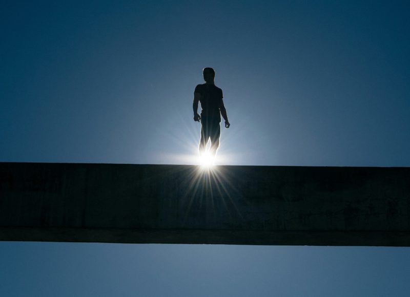 從邦代海灘槍擊到北捷砍人，CNN 解析英雄行為心理機制