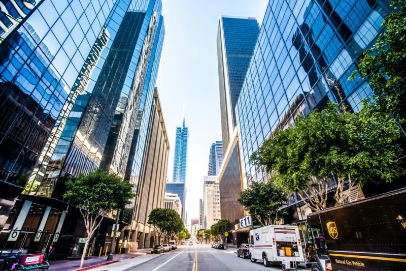 加州富豪稅案掀激烈攻防，議員支持遭科技領袖抨擊