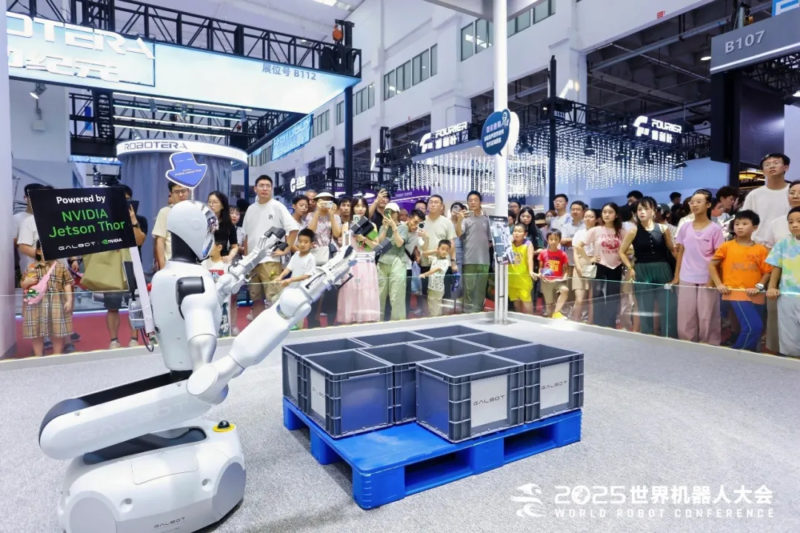 新資金、新形態，銀河通用與逐際動力強化機器手臂應用價值