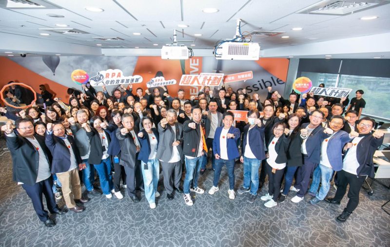 台灣大榮獲首屆商周 AI 創新百強， 自研 AI 技術助企業落地實戰