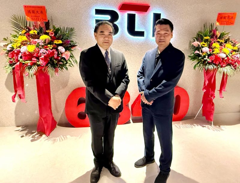 東研信超二廠 10 米法電波暗室揭幕！AI 伺服器 L11 機櫃測試已排到 4 月