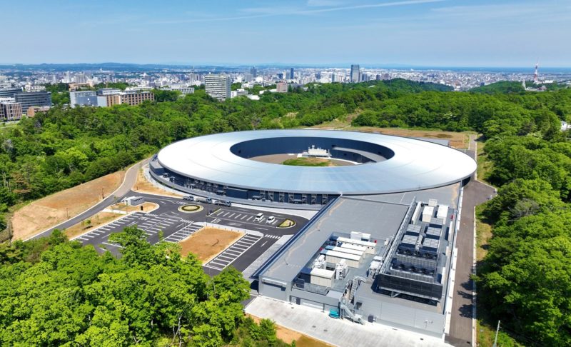 富士通攜手東北大學開發 AI 解析系統，加速開發超導體材料效率