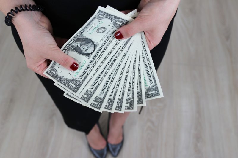 消費者信心正在流失，95% 美國人已懶得殺價