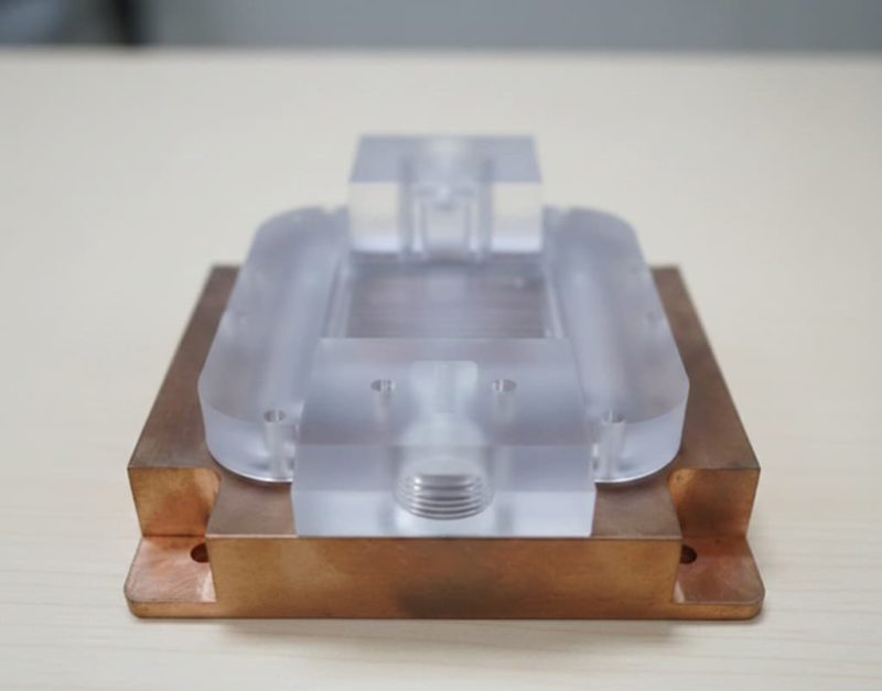 突破兩千瓦解熱瓶頸！工研院「低壓冷媒兩相流冷板」助攻 AI 算力