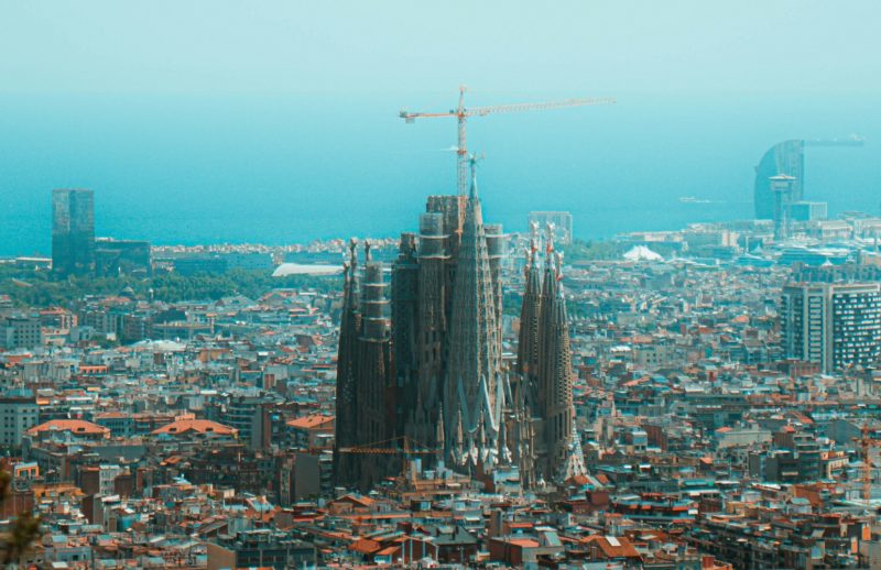 聖家堂高度創紀錄，住戶爭議恐再延完工時程