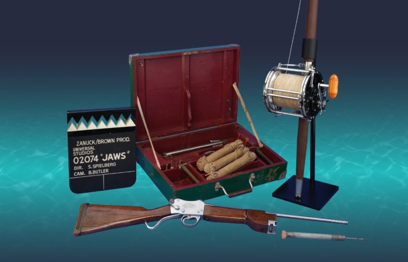 經典影視道具將拍賣，C-3PO 頭像、大白鯊魚叉搶手
