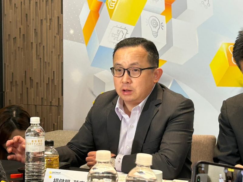 擷發科秀軟硬整合實力！董座楊健盟：AI 邊緣落地最大挑戰在流程零碎化