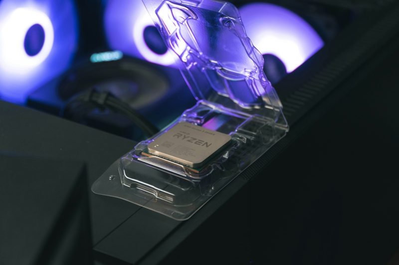 BIOS 晶片容量大躍進，AMD 主機板如何為未來升級鋪路