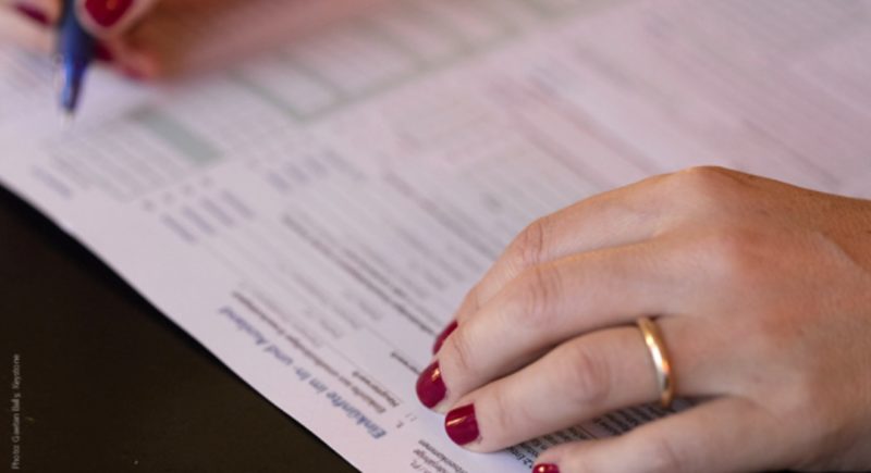 和「婚姻處罰稅」說再見！瑞士公投通過個人所得稅法，未來結婚不用多繳稅？