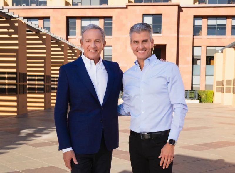 正式告別近 20 年「艾格時代」，28 年樂園老將達瑪羅接掌迪士尼 CEO