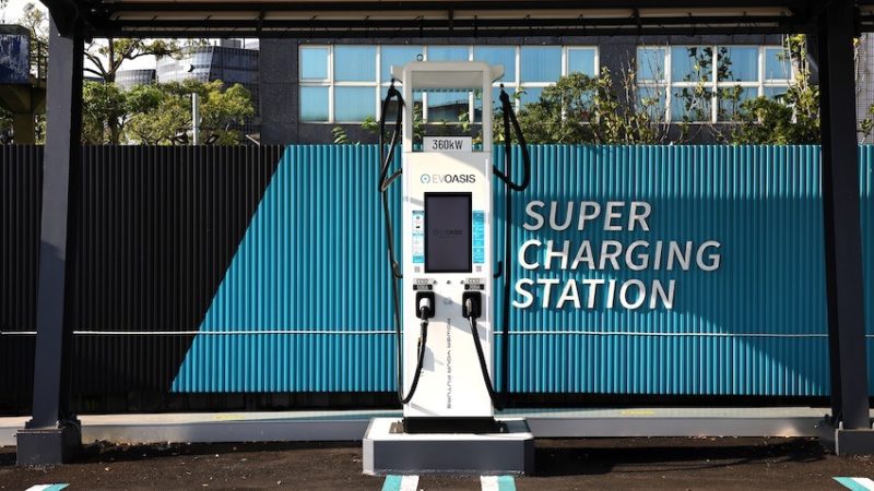 EVOASIS 與和泰汽車合作，串起全台最大充電網