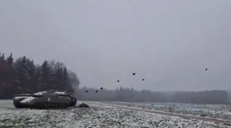 從烏克蘭新創到美國 Skynode，無人機如何實現蜂群作戰？