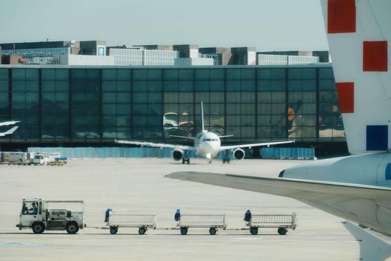 歐洲入出境系統啟用，機場壅塞引發關注