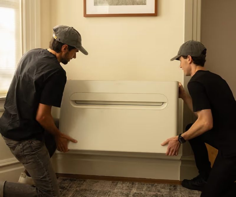 被 120 萬天價安裝費嚇到！蘋果前工程師出手整頓空調業，打造「隨插即用」微型熱泵