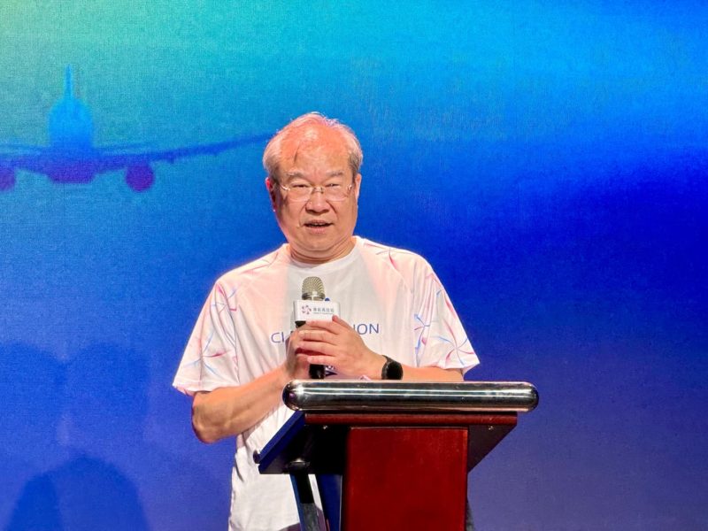 華航馬拉松星光夜跑啟動！董座高星潢：機票「全線調漲」堅守三大原則