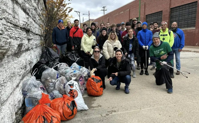 獨垃垃不如眾垃垃！「上街撿垃圾」成紐約最熱門運動，志工：為什麼這東西會出現在街上