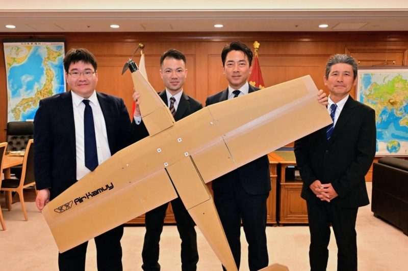 每架不到 2,500 美元，日本紙板無人機挑戰傳統軍用裝備成本邏輯