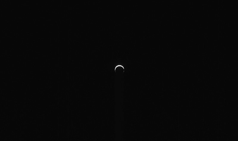 以火星為加速跳板！NASA 靈神星軌道器拍下獨特弧光，為探索金屬小行星揭開序幕