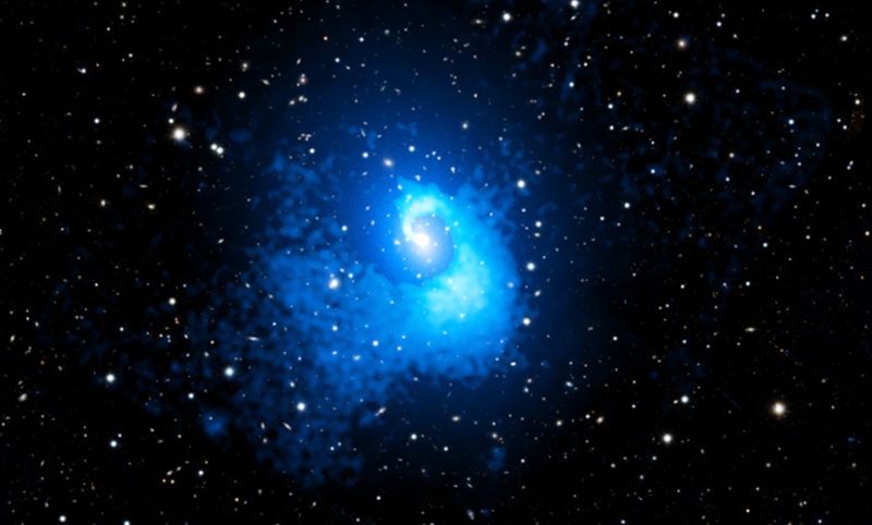 表面平靜的宇宙巨獸，錢卓拉望遠鏡揭開 Abell 2029 星系團的驚天碰撞