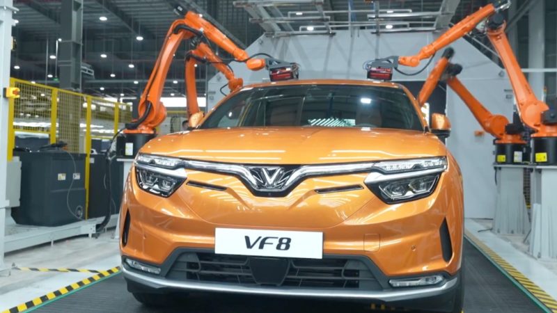 三年前補助 VinFast 電動車建廠，現在卻對簿公堂