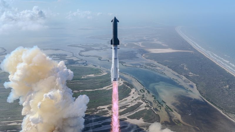 SpaceX 最強大星艦 V3 版本火箭完成首飛，為 IPO 揭完美序幕
