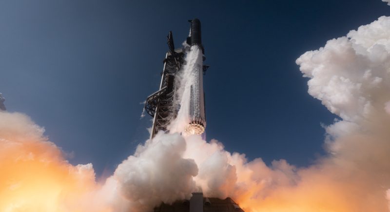 SpaceX 星艦試飛告捷  FLY、ASTS 等太空股全面噴發