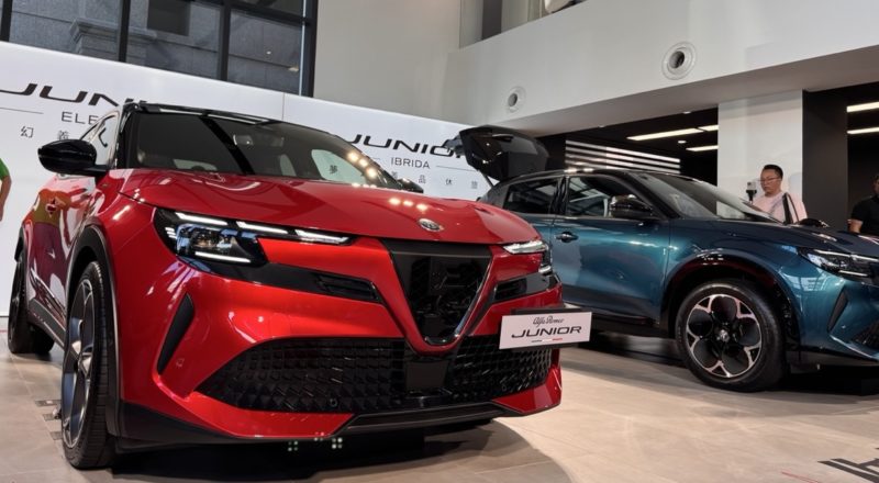 Alfa Romeo Junior 純電 189.9 萬登台，續航不夠拿信仰來補