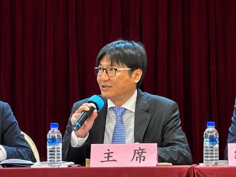 榮惠不怕 CCL 缺料已囤貨 2 個月！下半年靠「AI 液冷」轉嫁漲價潮