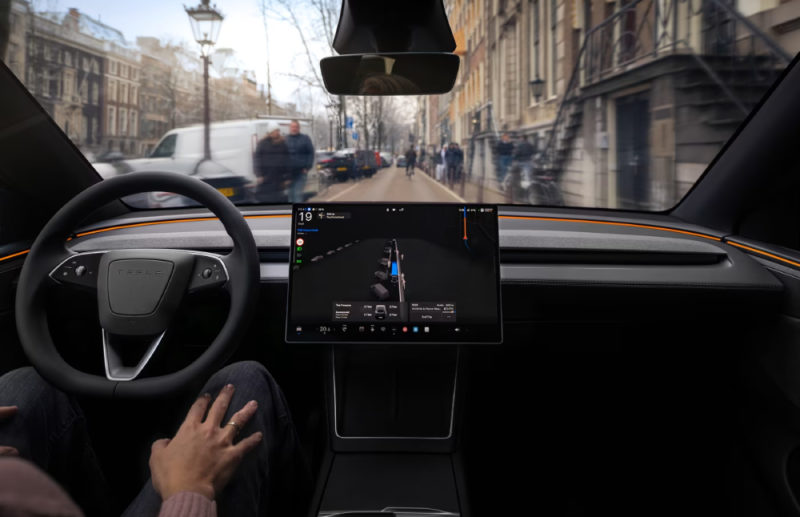 荷蘭有 4 萬輛特斯拉使用自駕軟體