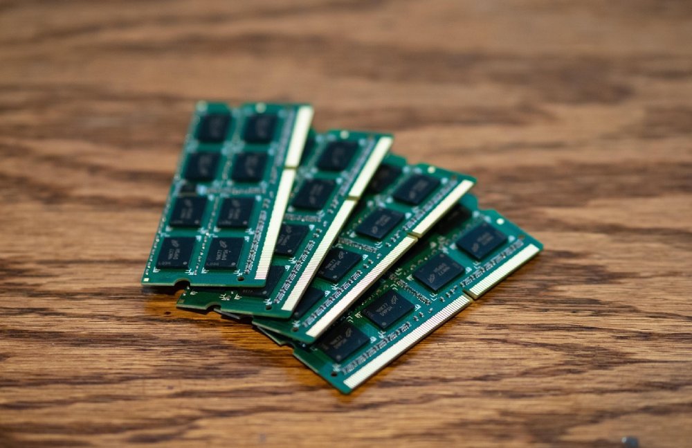 AI 讓 RAM 價格倒退回 2007 年水準，20 年降價趨勢逆轉