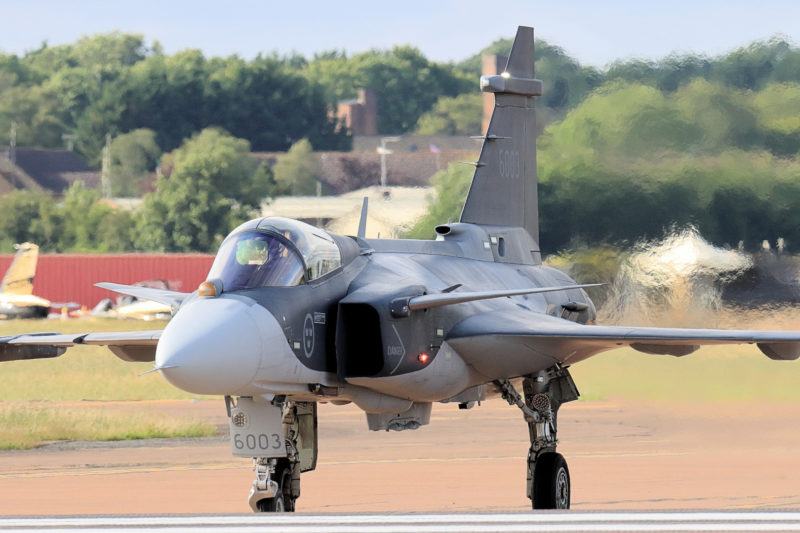 烏克蘭與瑞典正式簽署 Gripen E 戰機採購合約，打造北約標準化新空軍