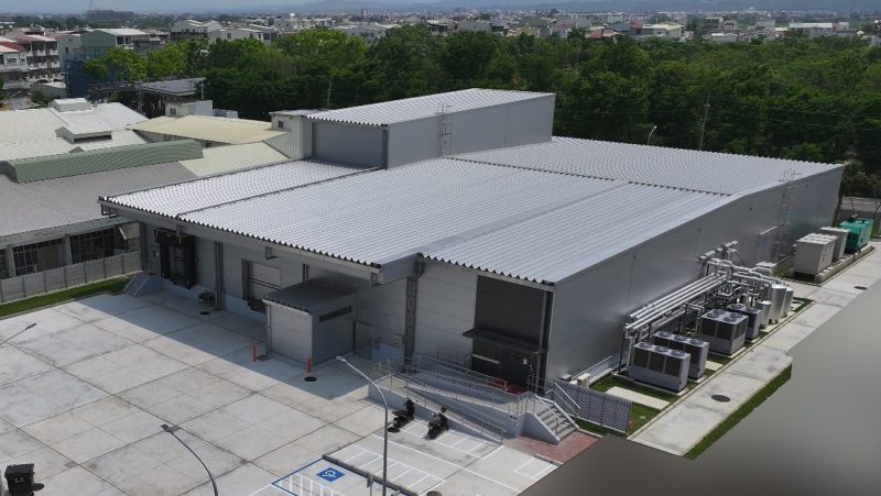 旭化成感光性乾膜光阻 SUNFORT 裁切新工廠竣工，滿足先進半導體封裝需求