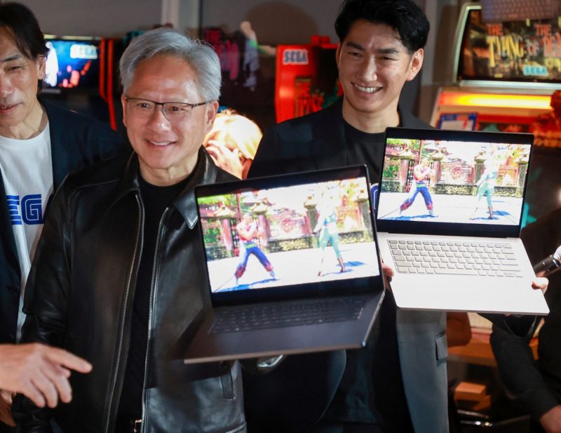 黃仁勳憶創業低谷：輝達曾押錯技術，SEGA 看見人才