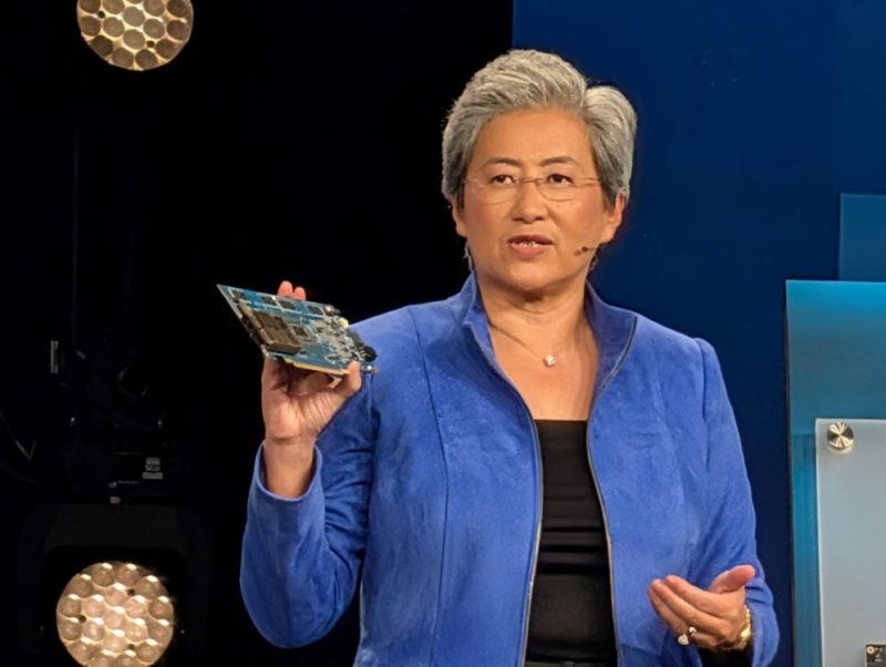 資料移動效率決定 AI 擴展規模，AMD 發表 2026 AI 網路基礎架構藍圖