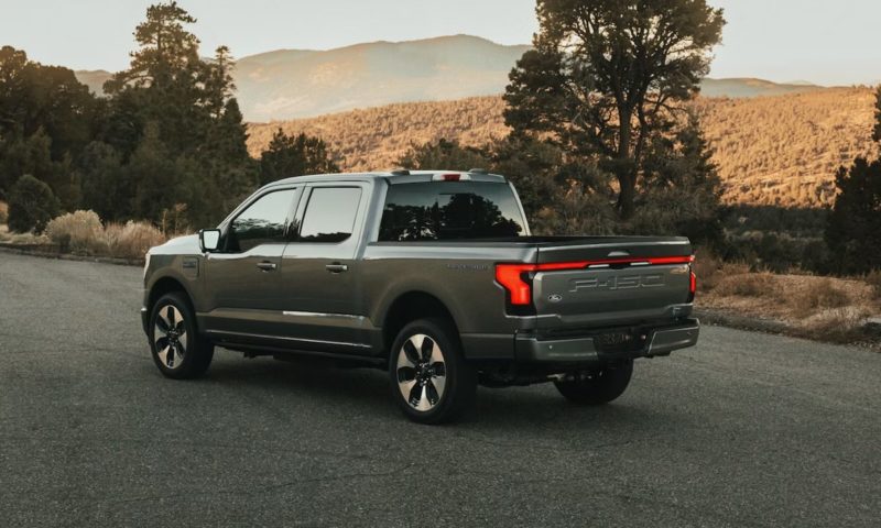 蘋果地圖首度原生進駐 Ford 電動車，BlueCruise 導入道路級圖資
