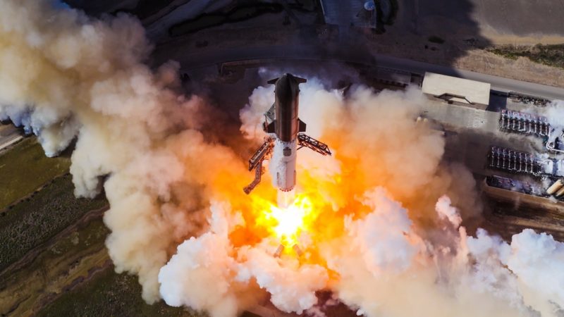 星艦試飛未臻完美  SpaceX 市值縮、跌掉一家 Tesla