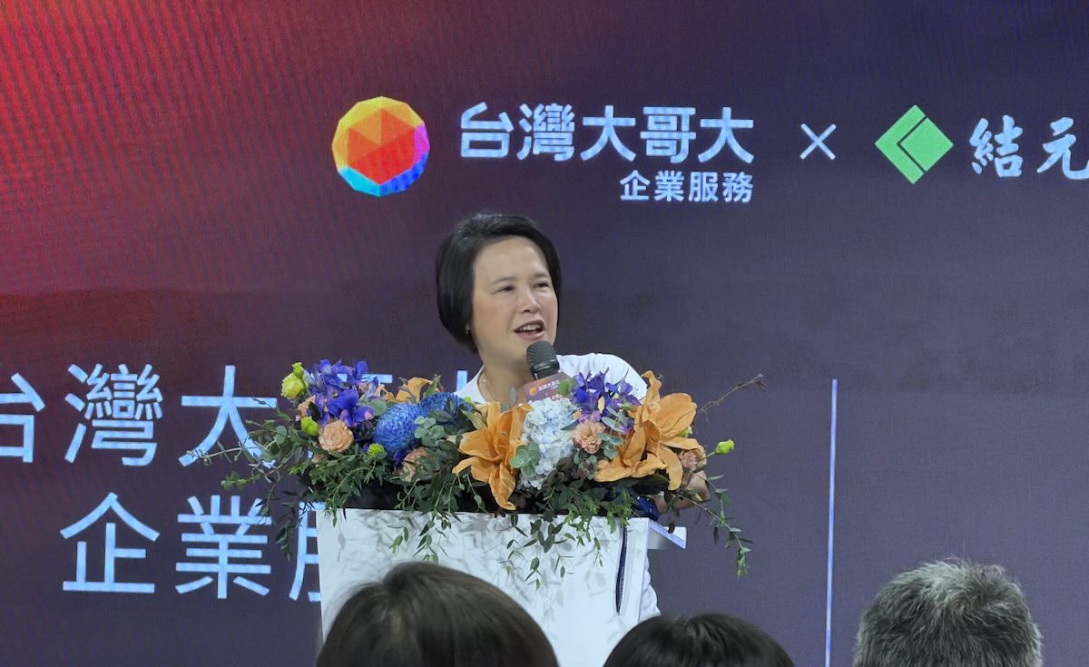 台灣大加碼精誠持股拚 AI 綜效，商務長：年底拚納入營收