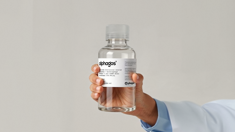 法國新創 Phagos 用 AI 煉「噬菌體」抗生素，2 個月完成傳統 10 年研發