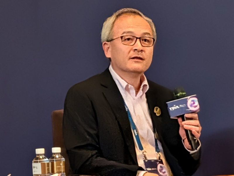 AI 算力暴增百倍推升驗證難度,台積電袁立本提七大行動讓台灣全球 AI 樞紐